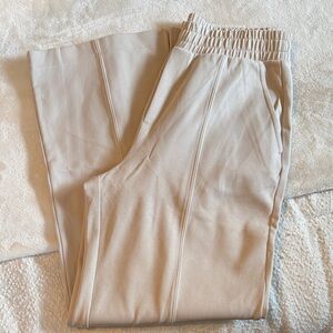 Old Navy Dynamic Fleece Wide Leg Pants